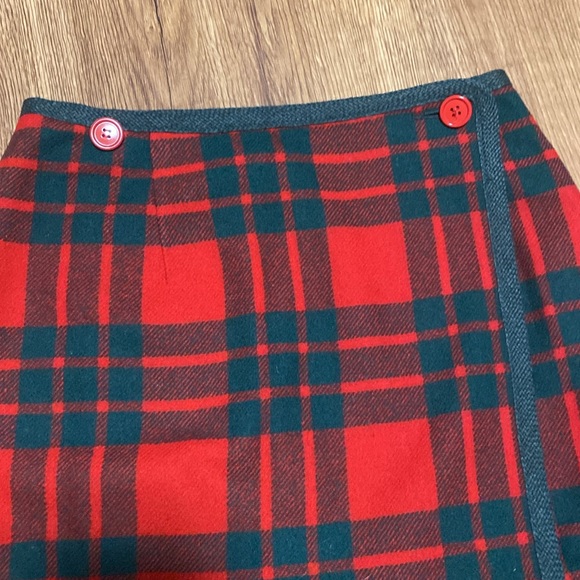 Pendleton plaid skirt - Picture 3 of 6